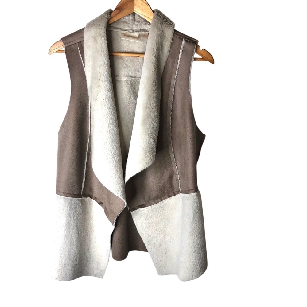 Chicos Sz 1 Medium Faux Suede Shearling Vest Tan Cream Boho Chic Casual Retro - Picture 2 of 10